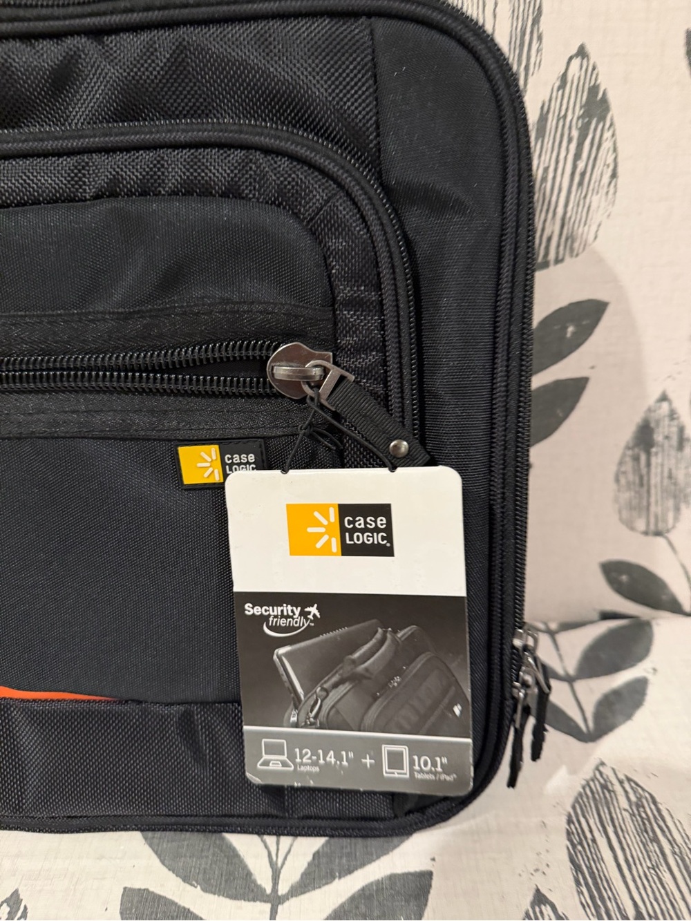 Case Logic Black Laptop Shoulder Bag with Front Organizer